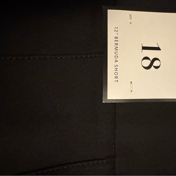 White House Black Market Black Bermuda Shorts-size 18 - Picture 3 of 8